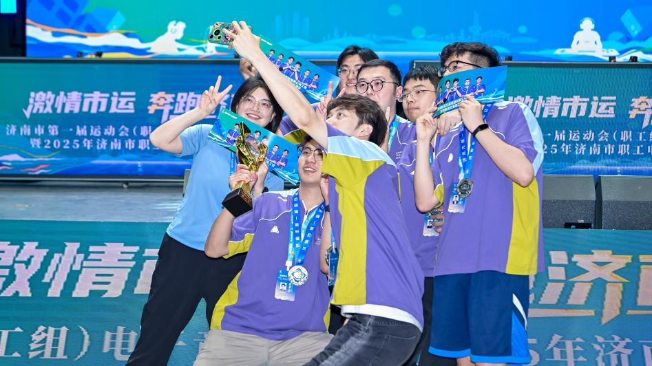 舞了整个团 舞了整个团