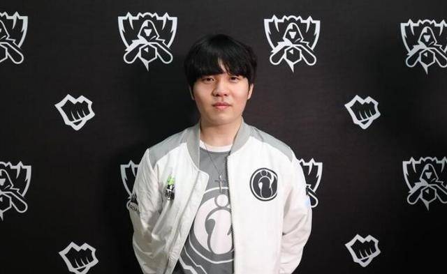 時挺身而出 時挺身而出