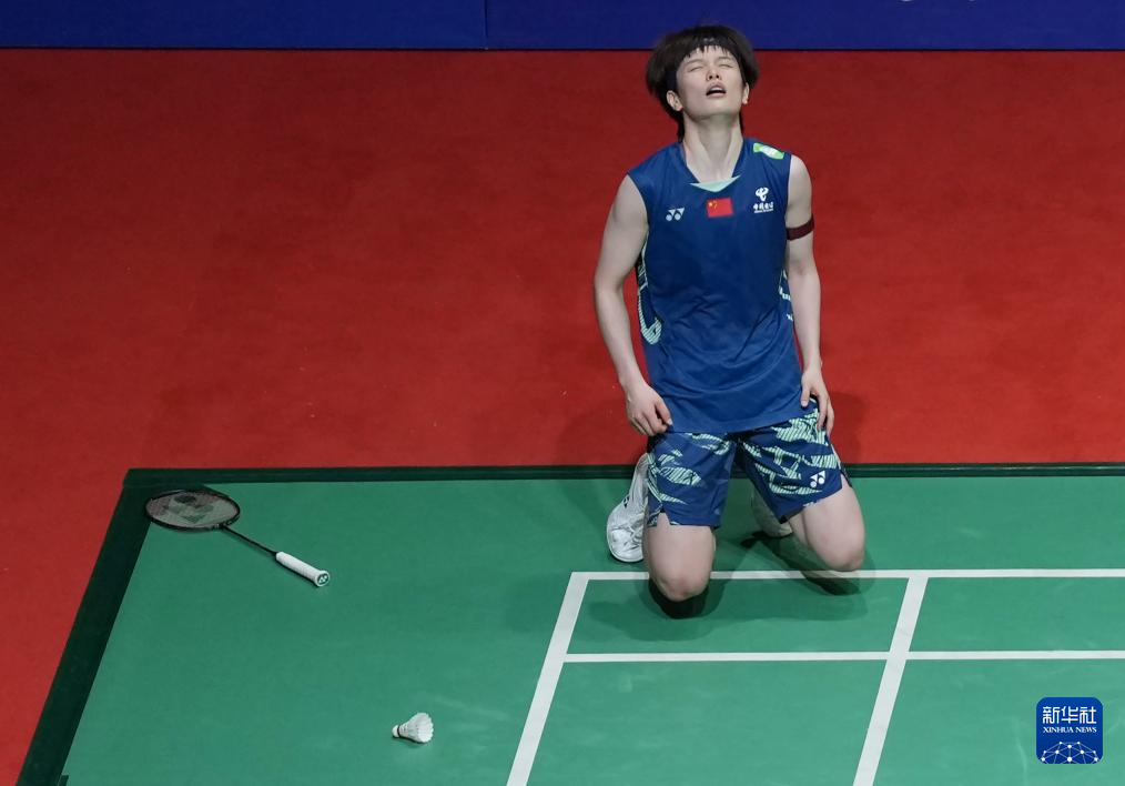 球员一同训 球员一同训