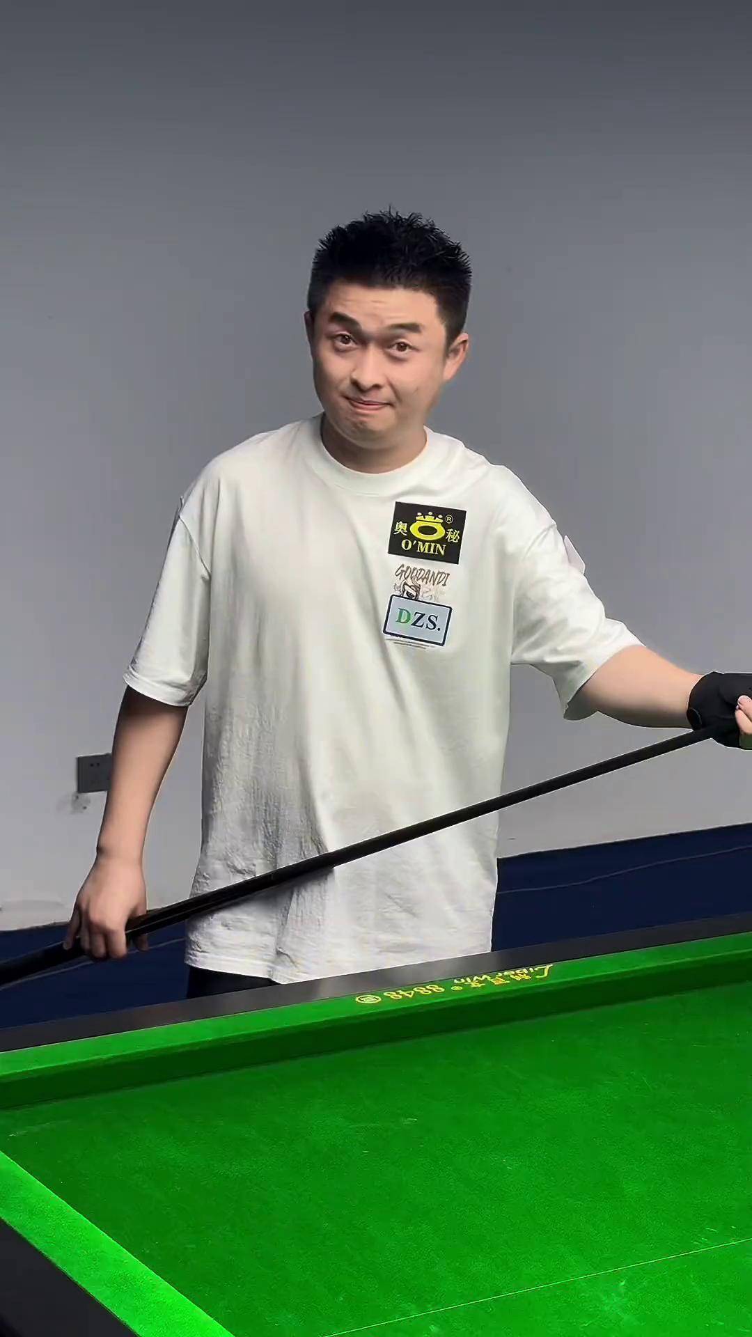 伊卡尔迪等